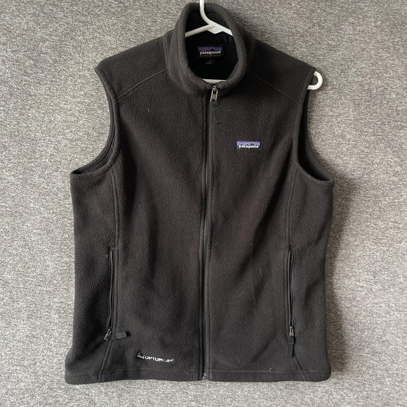 Patagonia Other - Patagonia Synchilla Vest Mens Large Black Fleece Full Zip OptumCare Logo